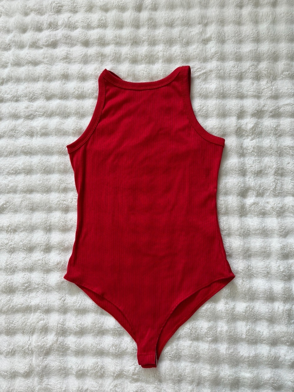 NWT Heatherly Ribbed High Crew Neck Bodysuit with Strappy Open Back Red Size XL - Picture 15 of 16